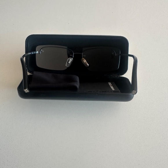 VINTAGE  DOLCE & GABBANA SUNGLASSES main image 4